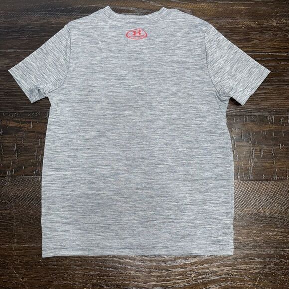 Size small youth under Armour shirt - Picture 3 of 3